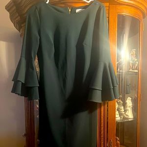Hunter Green Belle Sleeve dress